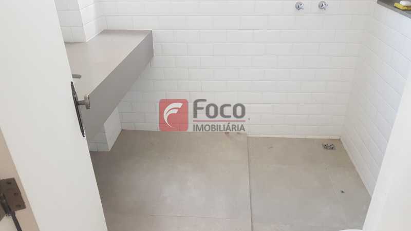 Conheça banheiro suíte do imóvel - Casa à venda Rua Monte Alegre, Santa Teresa, Rio de Janeiro - R$ 1.200.000 - JBCA30045 - 11 banheiro suíte - 11