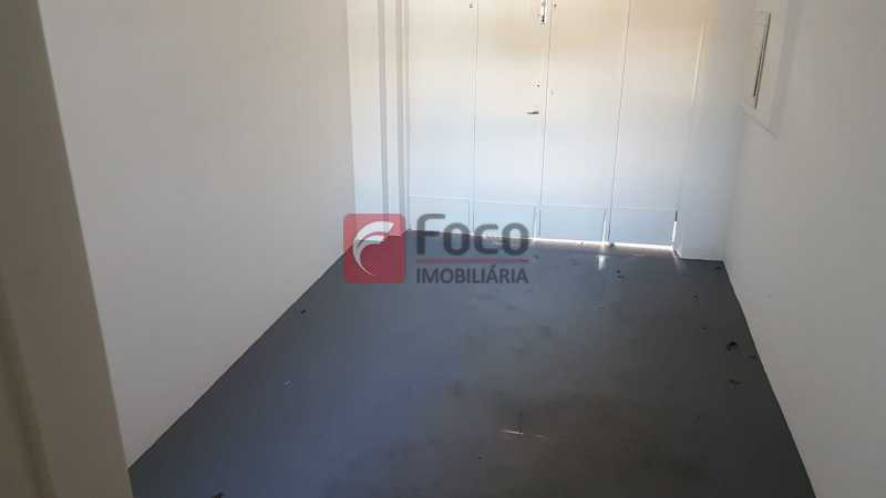Conheça garagem coberta do imóvel - Casa à venda Rua Monte Alegre, Santa Teresa, Rio de Janeiro - R$ 1.200.000 - JBCA30045 - 22 garagem coberta - 22