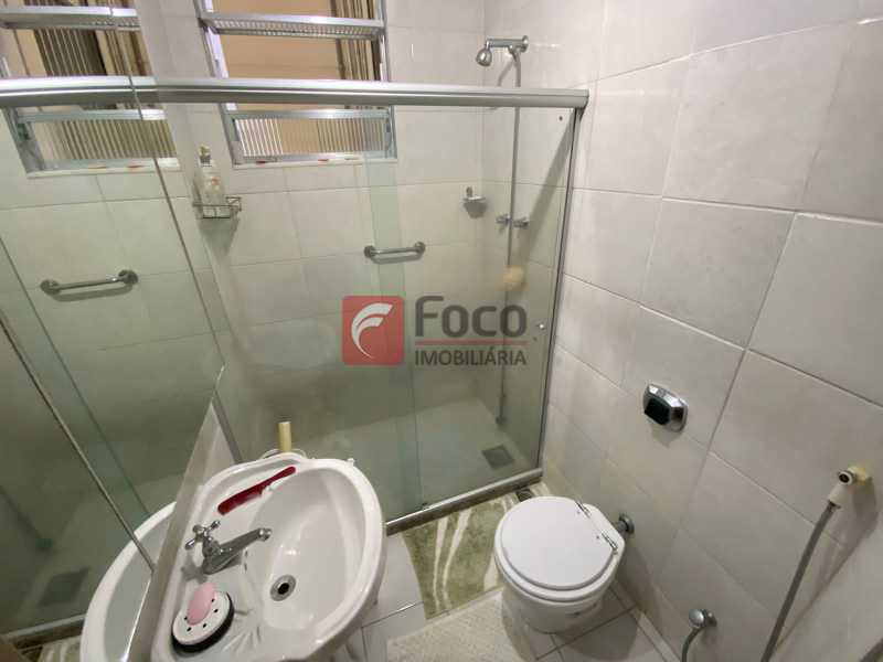 Conheça Banheiro social _sala_quarto do imóvel - Apartamento 4 quartos à venda Copacabana, Rio de Janeiro - R$ 1.680.000 - JBAP40538 - 22 Banheiro social _sala_quarto - 22