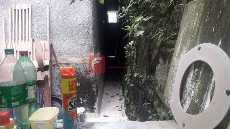 Conheça área externa 1 do imóvel - Casa de Vila à venda Rua Jardim Botânico, Jardim Botânico, Rio de Janeiro - R$ 1.300.000 - JBCV20010 - 16 área externa 1 - 16