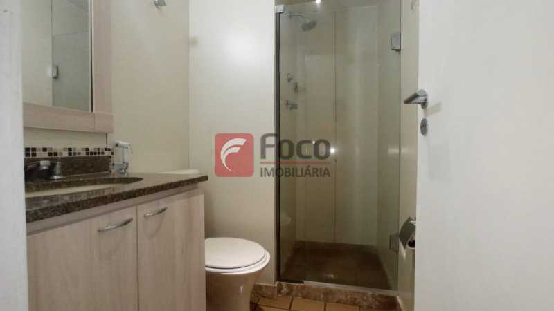 Conheça banheiro suíte do imóvel - Apartamento à venda Rua Pio Correia, Jardim Botânico, Rio de Janeiro - R$ 950.000 - JBAP21612 - 17 banheiro suíte - 17