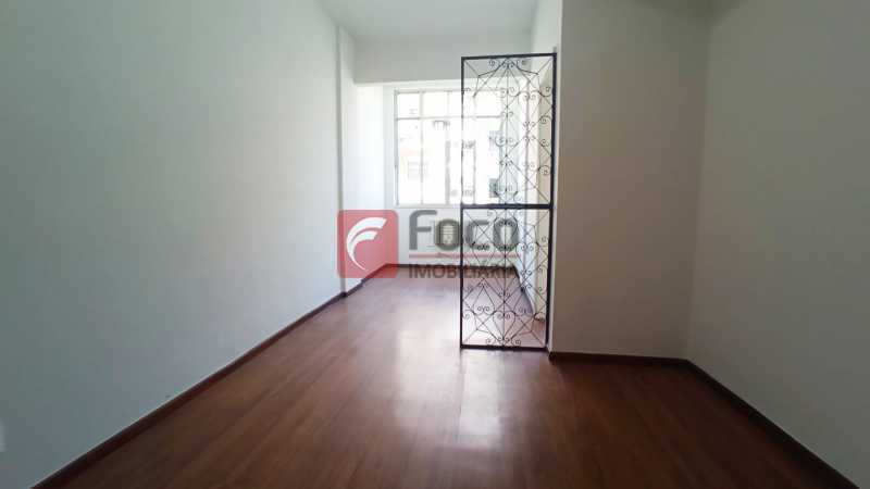 Conheça sala3 do imóvel - Apartamento à venda Rua Hilário de Gouveia, Copacabana, Rio de Janeiro - R$ 746.000 - JBAP21633 - 9 sala3 - 9