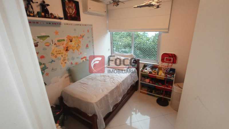 quarto - 11