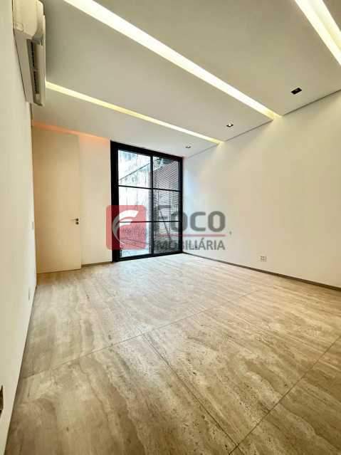 Conheça 6 do imóvel - Espetacular Imovel - Rua Arborizada - Casa Residencial e Comercial - JBCA30055 - 8 6 - 8