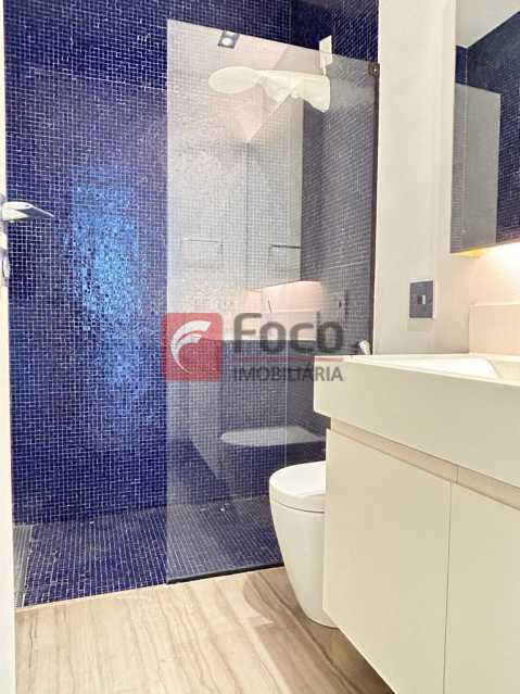 Conheça 21 do imóvel - Espetacular Imovel - Rua Arborizada - Casa Residencial e Comercial - JBCA30055 - 23 21 - 23