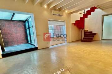 Espetacular Imovel - Rua Arborizada - Casa Residencial e Comercial - JBCA30055