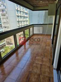 3Qts. Com 3 Garagens - Coladinho no Metrô!!! - JBAP32221