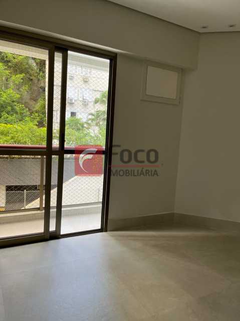 Conheça IMG-20240405-WA0054 do imóvel - OPORTUNIDADE!!! PREDIO REQUISITADO 3 QUARTOS ESPAÇOSOS COM SUITE VARANDA 2 VAGAS INFRA TOTAL !! - JBAP32242 - 16 IMG-20240405-WA0054 - 16