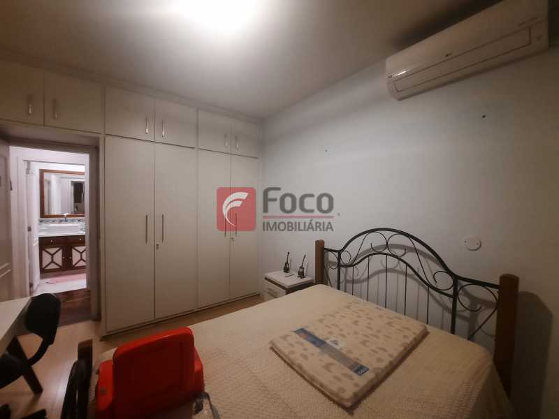 Conheça 20240712_171858 do imóvel - LOCALIZAÇAO CLASSICA CHARMOSA JUNTO A LAGOA E METRO 3 QUARTOS VARANDA E VAGA - JBAP32290 - 12 20240712_171858 - 12