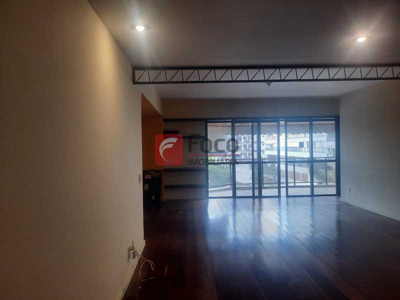 Conheça 20240905_150446 do imóvel - APARTAMENTO NA COBIÇADA BENJAMIM BATISTA PREDIO LUXO - VARANDAO - 3 QUARTOS COM 2 SUITES E 2 VAGAS - JBAP32318 - 5 20240905_150446 - 5
