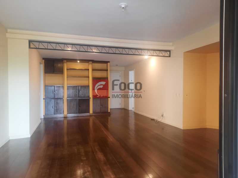 Conheça 20240905_150344 do imóvel - APARTAMENTO NA COBIÇADA BENJAMIM BATISTA PREDIO LUXO - VARANDAO - 3 QUARTOS COM 2 SUITES E 2 VAGAS - JBAP32318 - 9 20240905_150344 - 9