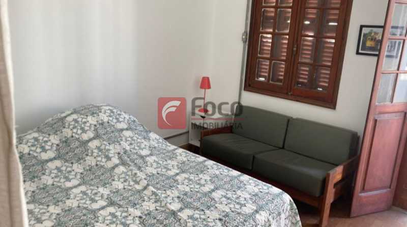 Conheça 20 do imóvel - Um Charme!! Quarto e sala com varanda! Imperdível - JBAP10552 - 8 20 - 8