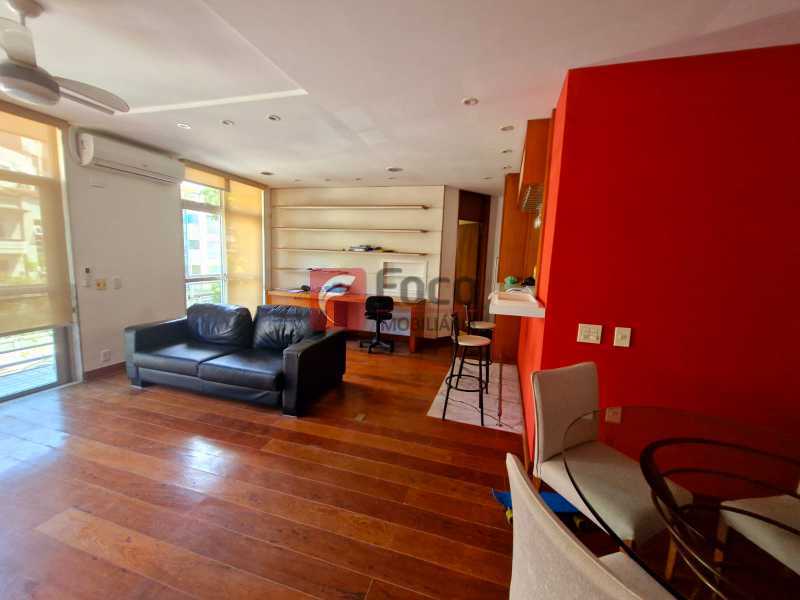 Conheça 2 do imóvel - Conforto, Estilo e Localização Privilegiada - JBAP32383 - 3 2 - 3
