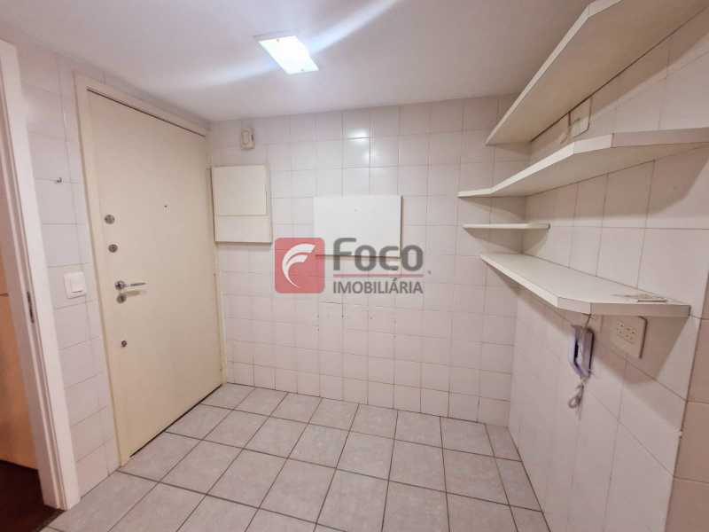 Conheça 17 do imóvel - Excelente oportunidade no Jardim Botânico! - JBAP21785 - 17 17 - 17