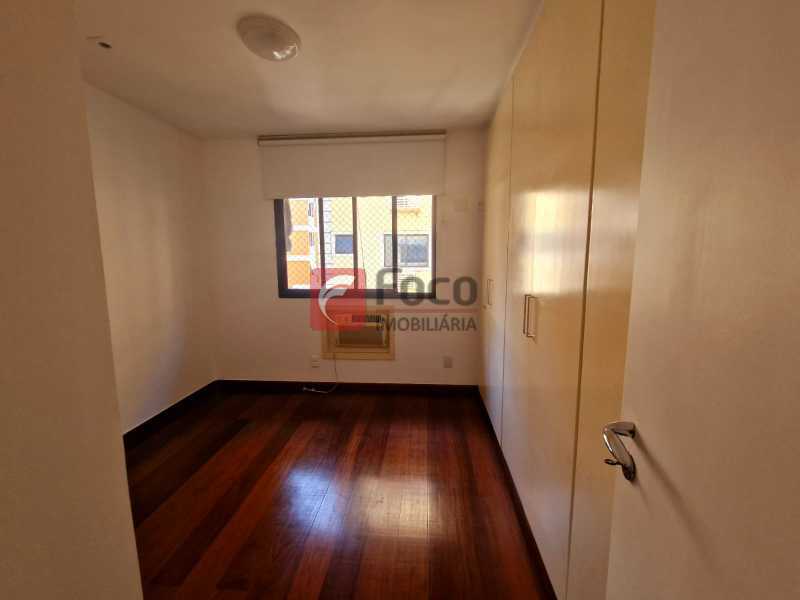 Conheça 8 do imóvel - Excelente oportunidade no Jardim Botânico! - JBAP21785 - 8 8 - 8