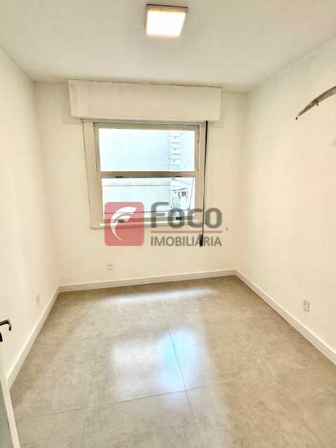 Conheça 2 do imóvel - Uma excelente oportunidade em Copacabana. - JBAP32411 - 7 2 - 7