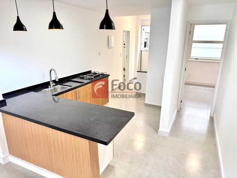 Conheça 6 do imóvel - Uma excelente oportunidade em Copacabana. - JBAP32411 - 11 6 - 11