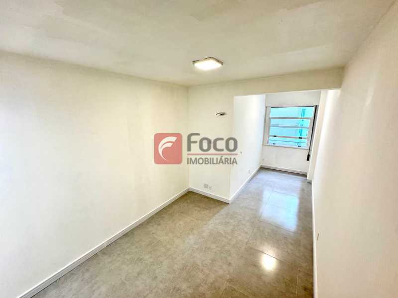 Conheça 12 do imóvel - Uma excelente oportunidade em Copacabana. - JBAP32411 - 6 12 - 6