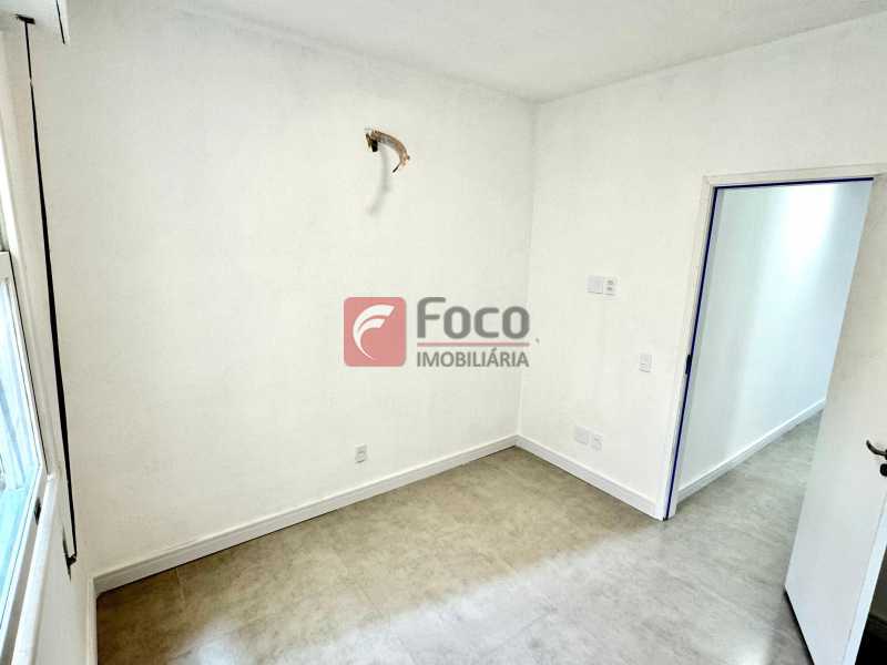 Conheça 22 do imóvel - Uma excelente oportunidade em Copacabana. - JBAP32411 - 17 22 - 17