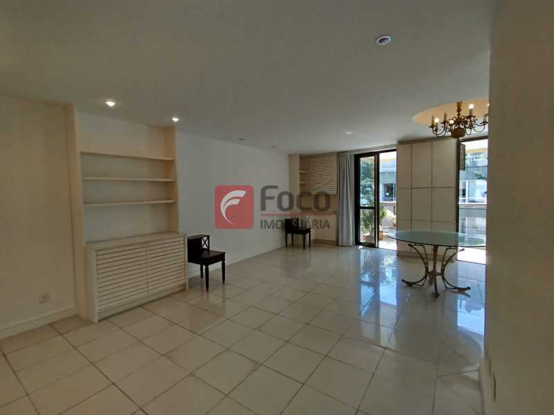 sala5 - 11