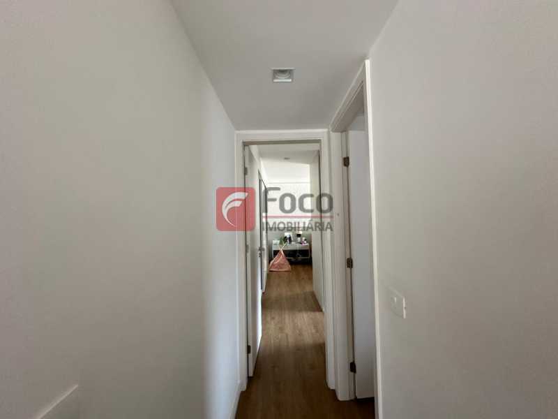 146b3db7-79a9-477b-a9ba-c57f90 - 25