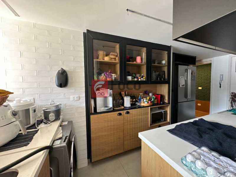 9317cf2f-4876-4a47-b1d8-8dd001 - 29