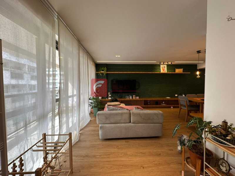 ac073dca-d992-48b9-9012-29ee8c - 4