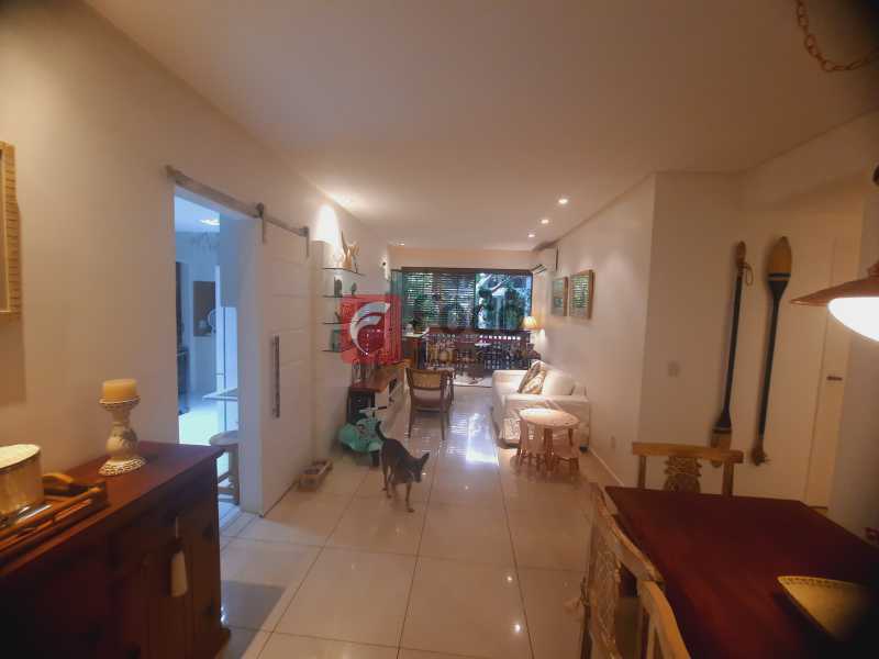 Conheça 1000635992 do imóvel - Oportunidade , lindo imovel , aconchegante 2 quartos espaçosos com varanda, todo reformado por arquiteto, entrar e morar !!! - JBAP21827 - 15 1000635992 - 15