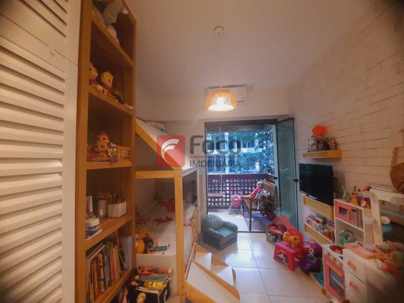 Conheça 1000636016 do imóvel - Oportunidade , lindo imovel , aconchegante 2 quartos espaçosos com varanda, todo reformado por arquiteto, entrar e morar !!! - JBAP21827 - 21 1000636016 - 21