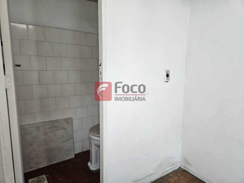 ae1a7f02-2b5a-416c-9b17-022c0a - 21