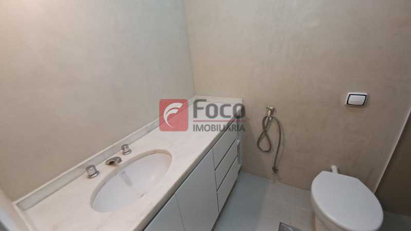 386f76ac-7865-4fd2-a181-5e779e - 17