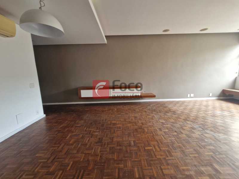 WhatsApp Image 2025-12-02 at 1 - 1