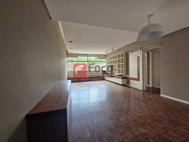 WhatsApp Image 2025-12-02 at 1 - 3