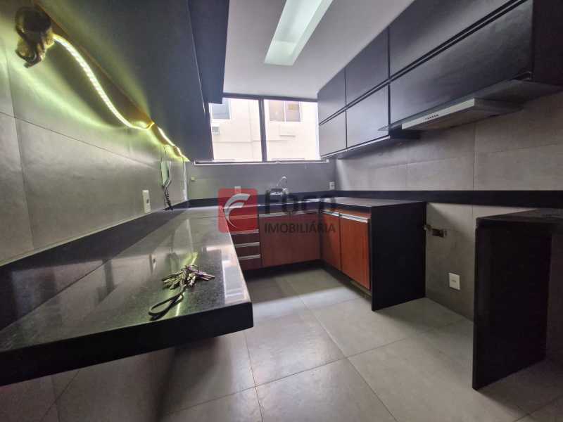 WhatsApp Image 2025-12-02 at 1 - 23