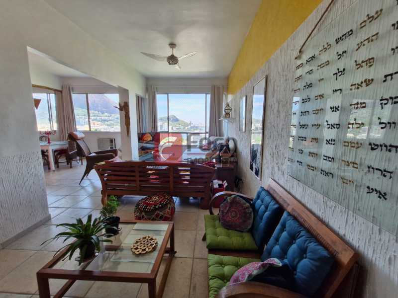 WhatsApp Image 2025-12-16 at 1 - 7