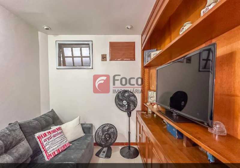 sala de TV1 - 6