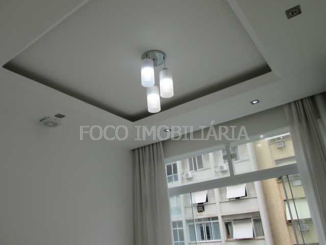 Conheça QUARTO do imóvel - Kitnet/Conjugado 30m² à venda Avenida Prado Júnior, Copacabana, Rio de Janeiro - R$ 630.000 - FLKI00141 - 8 QUARTO - 8