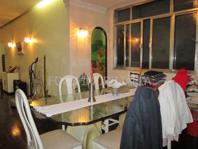 SALA - 10