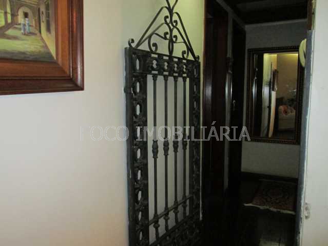 HALL ENTRADA - 8