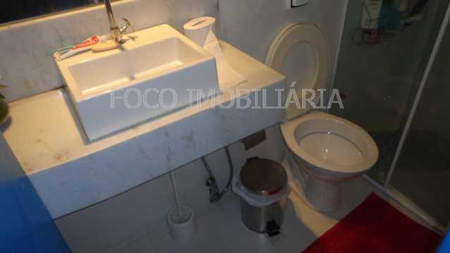 Conheça BANHEIRO do imóvel - Casa à venda Rua do Oriente, Santa Teresa, Rio de Janeiro - R$ 2.080.000 - FLCA80003 - 17 BANHEIRO - 17