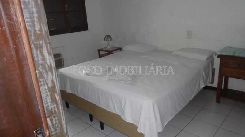 Conheça SUÍTE PADRÃO do imóvel - Casa à venda Rua Joaquim Murtinho, Santa Teresa, Rio de Janeiro - R$ 1.800.000 - FLCA110001 - 4 SUÍTE PADRÃO - 4