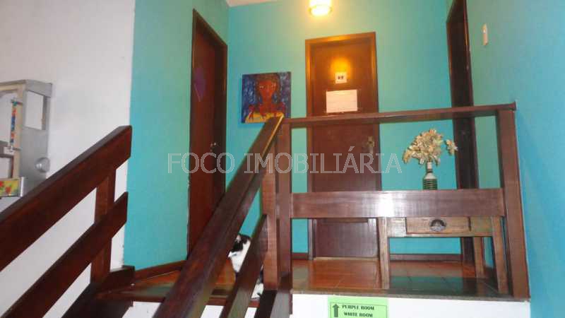 Conheça ACESSO INTERNO do imóvel - Casa à venda Rua Joaquim Murtinho, Santa Teresa, Rio de Janeiro - R$ 1.800.000 - FLCA110001 - 8 ACESSO INTERNO - 8