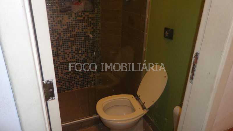 Conheça BANHEIRO SUÍTE PADRÃO do imóvel - Casa à venda Rua Joaquim Murtinho, Santa Teresa, Rio de Janeiro - R$ 1.800.000 - FLCA110001 - 13 BANHEIRO SUÍTE PADRÃO - 13