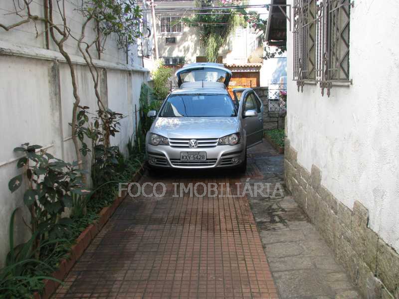 garagem descoberta - 13