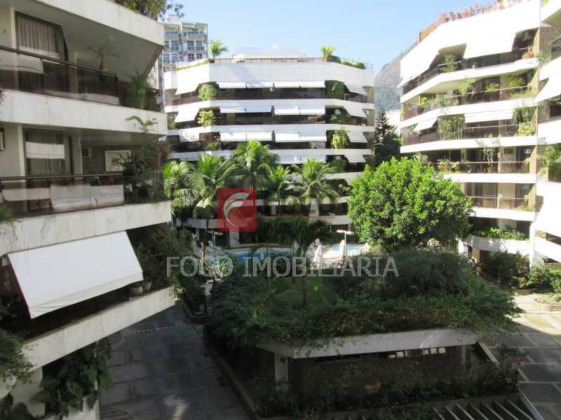 Conheça VISTA do imóvel - Apartamento à venda Rua General Tasso Fragoso, Jardim Botânico, Rio de Janeiro - R$ 5.100.000 - FLAP40295 - 24 VISTA - 24