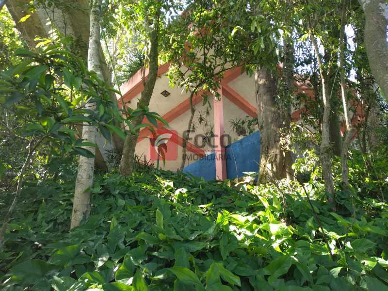 Conheça acesso à área de lazer infer do imóvel - Casa à venda Rua Doutor Júlio Otoni, Santa Teresa, Rio de Janeiro - R$ 2.500.000 - JBCA40014 - 4 acesso à área de lazer infer - 4