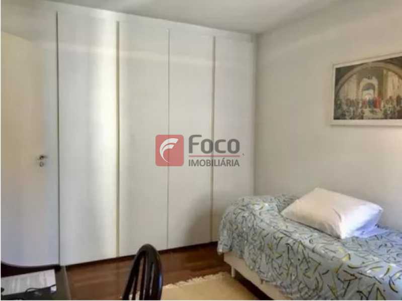 Quarto 2.1 - 8
