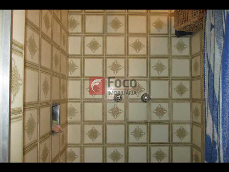 BANHEIRO SOCIAL - 26