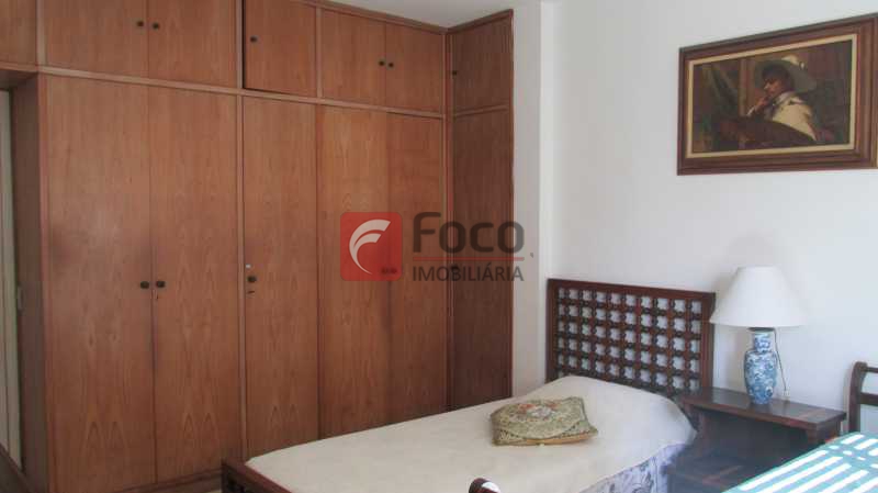 quarto - 15