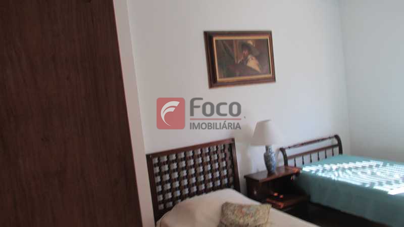 quarto - 16